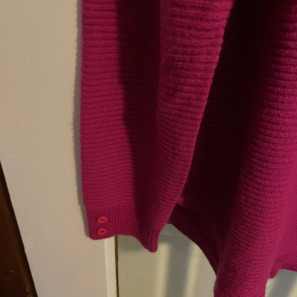 Women’s Classic Edition Berry Pink Knit sweater - Picture 4 of 4